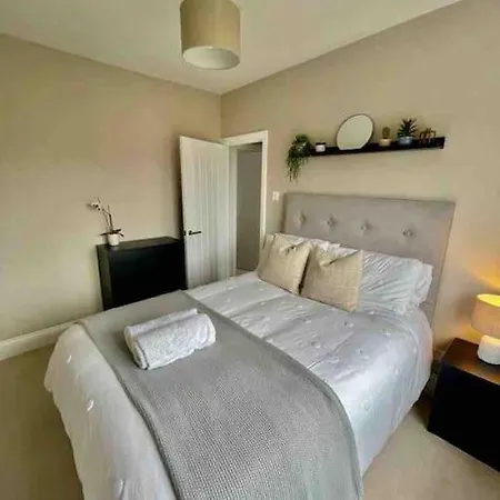 Modern Cottage Style House With Log Burner Harrogate Esterno foto